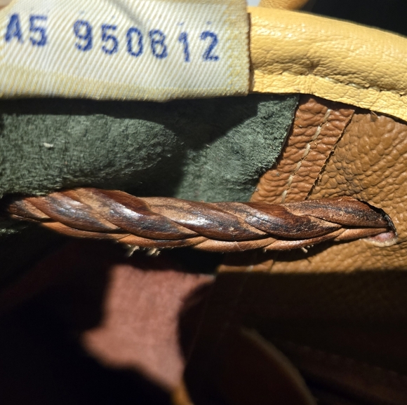 Dooney & Bourke awl Teton MultiColor Red Backpack All Weather Leather Green H512 - Picture 9 of 16